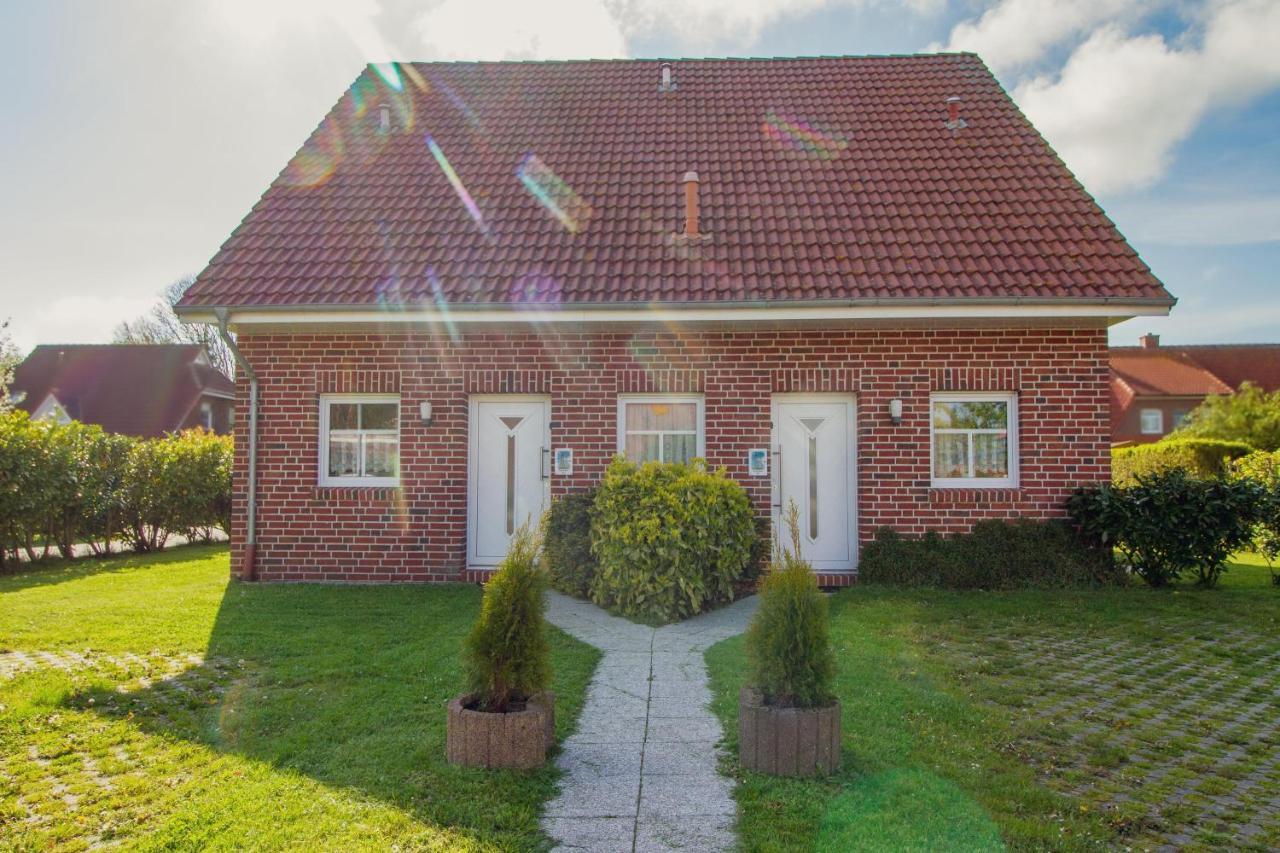 Haus Leuchtturm - Ebbe Apartamento Krummhörn Exterior foto